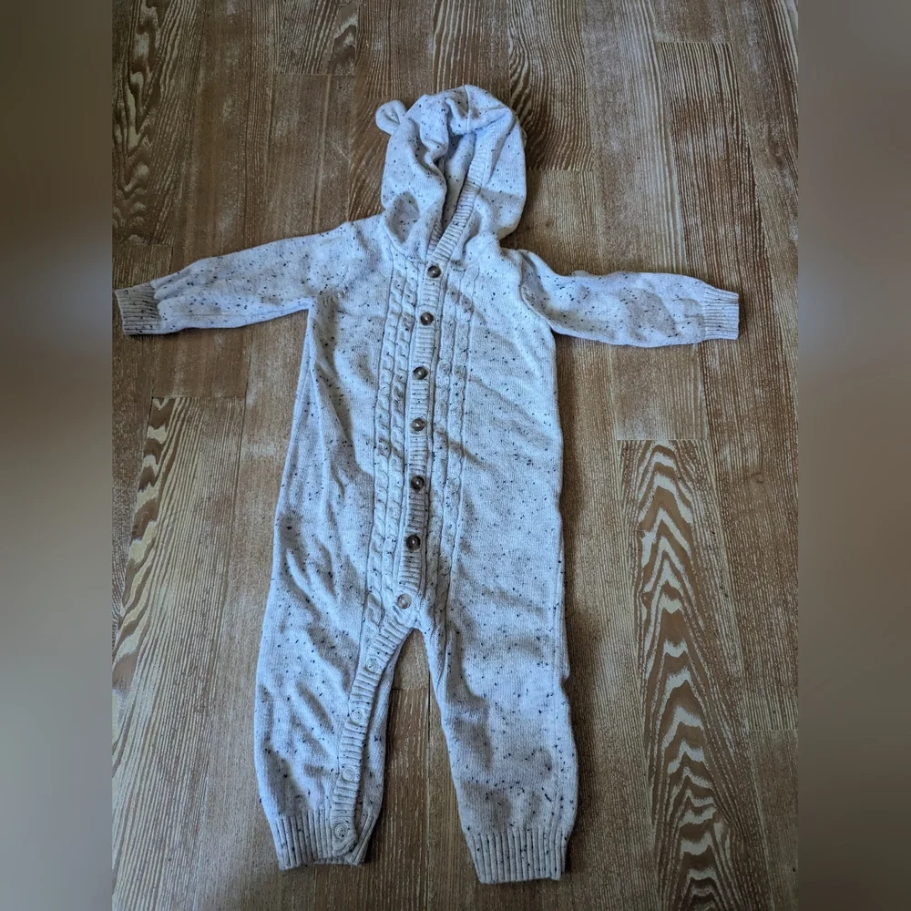 17 Piece Baby Girl Clothing Bundle 3-6 Months - Picture 7 of 16